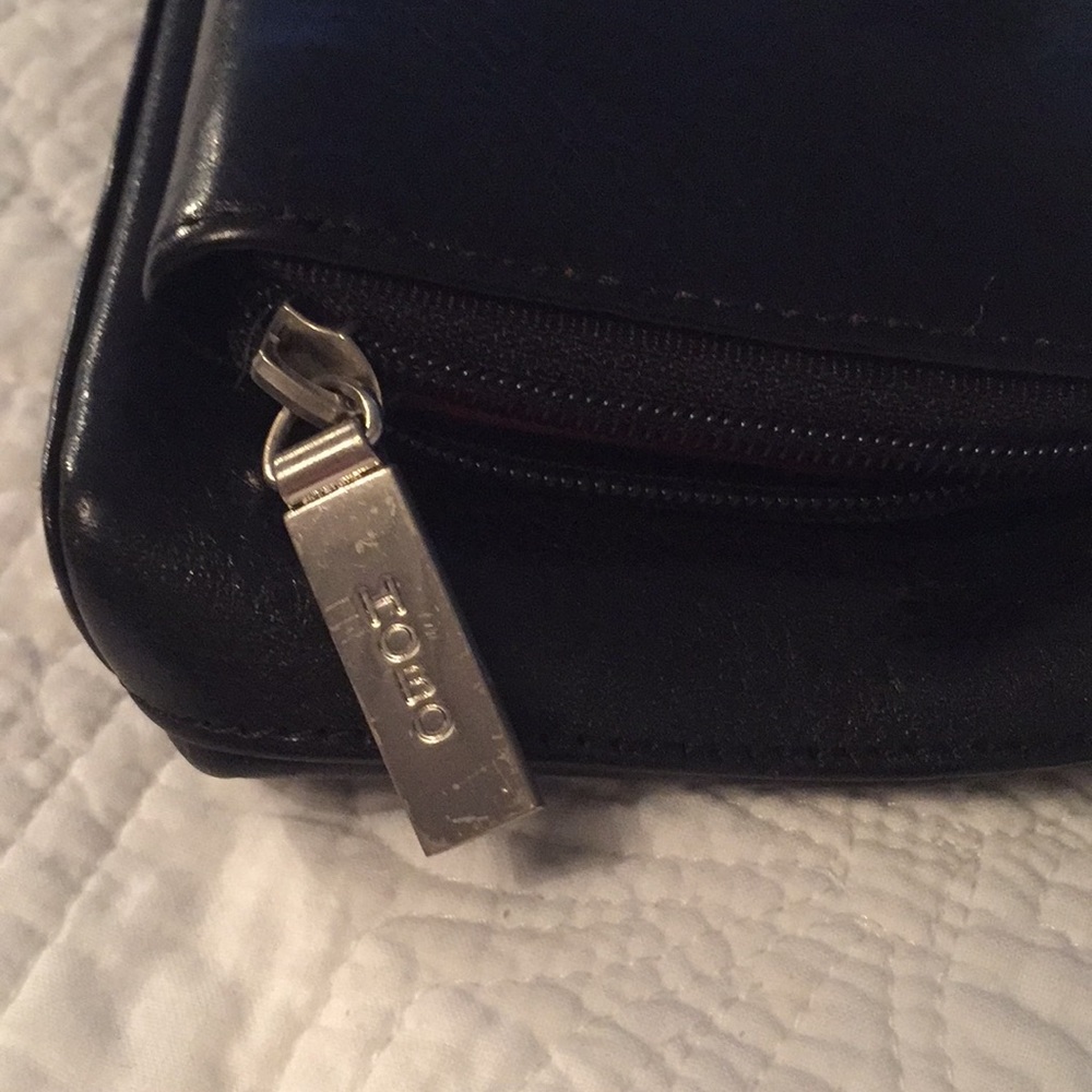 HOBO Purse - Picture 2 of 6